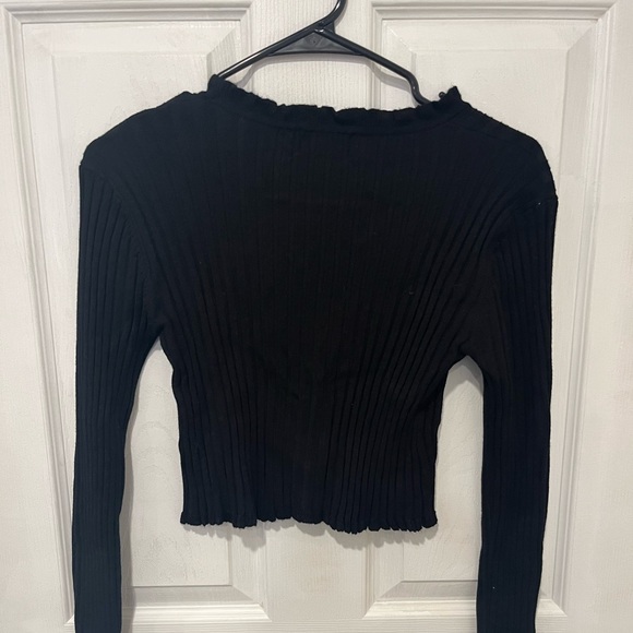 Top✨ - Picture 4 of 6